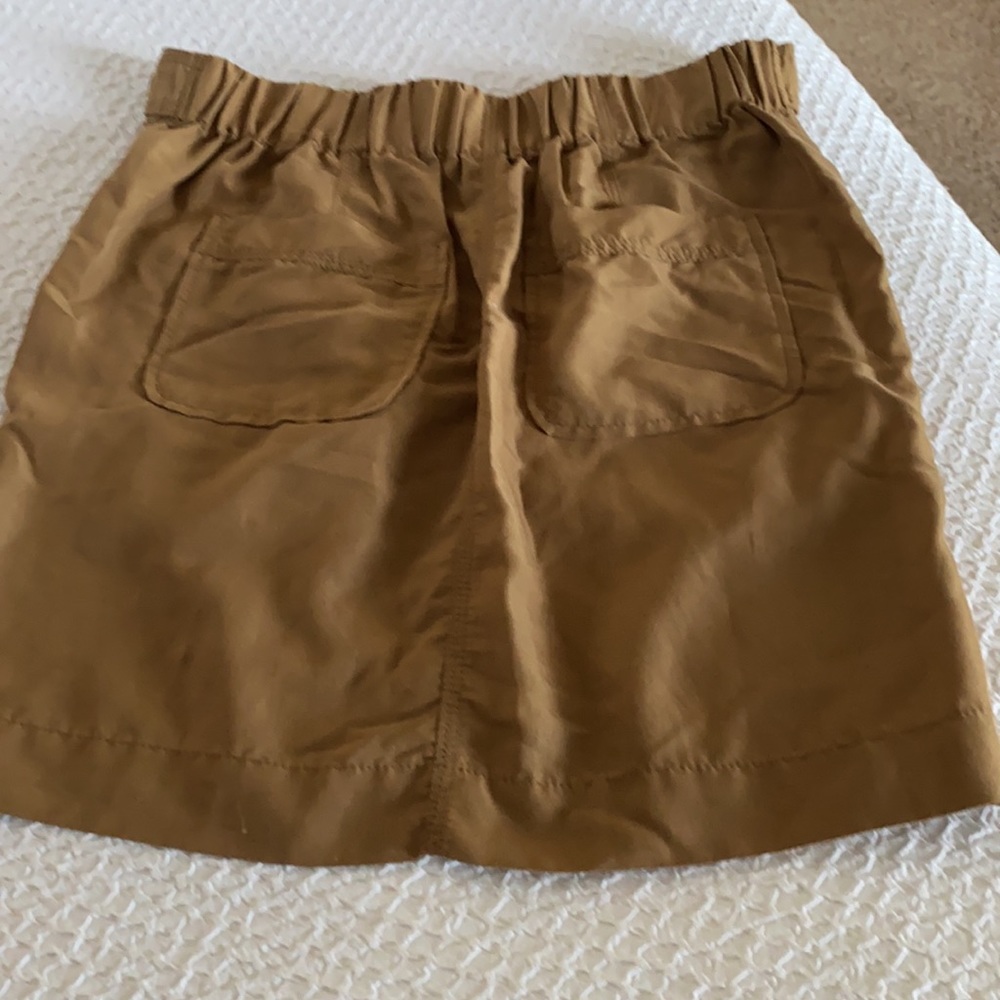 Gap - Picture 2 of 3